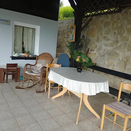 David Linea House * Volavlje